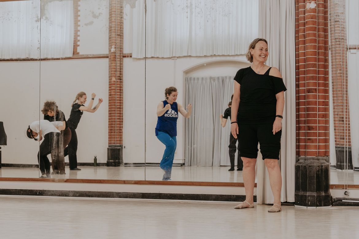 Modern Dance School