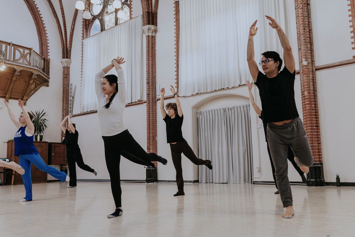 Modern Dance Classes